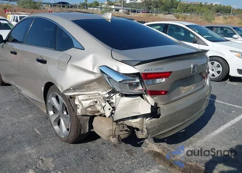 2018 Honda Accord Touring из США, поврежденный, VIN 1HGCV1F98JA052192